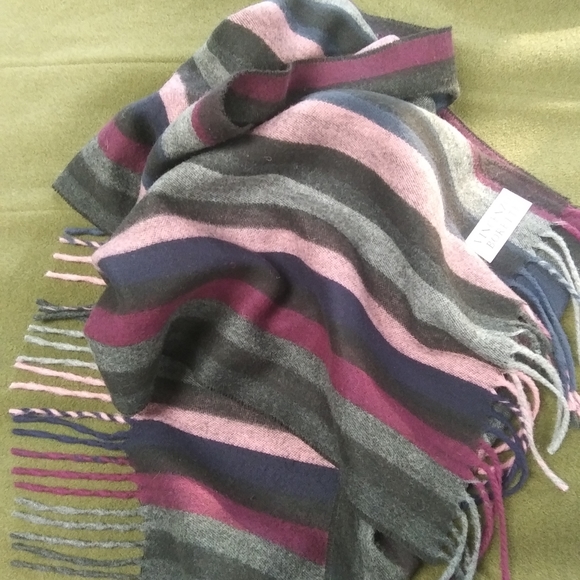 Vincenzo Boretti Cashmere Scarf - Picture 2 of 4